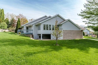 422 Village Wood Ln Unit 4, Rockton, IL 61072