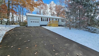 80 Buckingham Rd, Morgantown, WV 26508