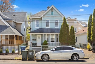 1373 Iranistan Ave, Bridgeport, CT 06605