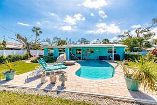 615 Holly Rd, Vero Beach, FL 32963