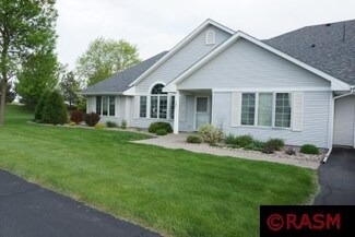 707 Grayhawk Cir, Mankato, MN 56001