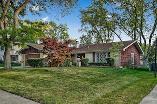 1355 Blair Ln, Hoffman Estates, IL 60169