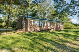 1461 Cook Rd, Tullahoma, TN 37388