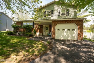 375 Consaul Rd, Schenectady, NY 12304