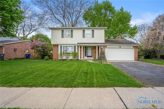 1078 Eastbrook Dr, Perrysburg, OH 43551