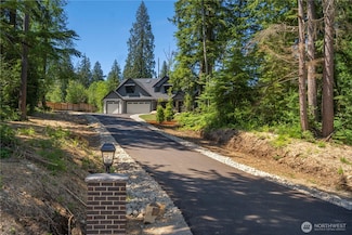 7725 Johnson Rd SE, Olympia, WA 98513