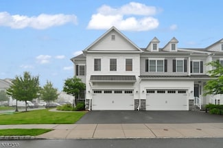 11 Aspen Dr, Cedar Grove, NJ 07009