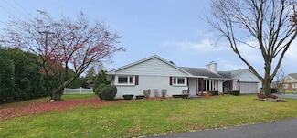 124 Eldredge Dr, Vestal, NY 13850