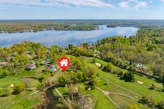 4810 Knoll Ct, Watervliet, MI 49098