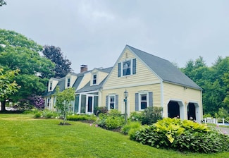 90 Giles Rd, East Kingston, NH 03827