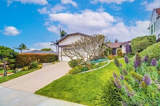 3886 Santa Cruz Ave, San Diego, CA 92107
