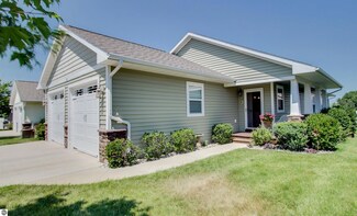 1851 Caspian Ln, Traverse City, MI 49686