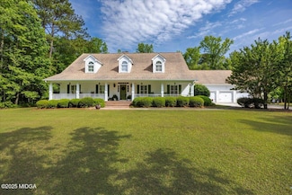 670 Middlesex Dr, Macon, GA 31210