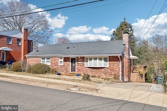 5915 5th Rd N, Arlington, VA 22203