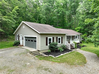 121 Breed Hollow Rd, Horseheads, NY 14845