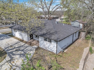 600 N Mill St, Bowie, TX 76230