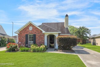 2106 Cherry Palm Cir, New Iberia, LA 70563