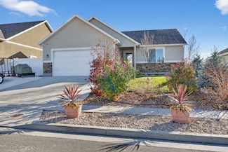967 Sundown Ln, Tooele, UT 84074