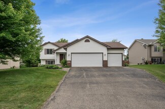 327 12th Ave NE, Lonsdale, MN 55046
