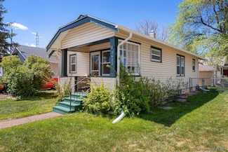 2622 Maxwell Ave, Cheyenne, WY 82001