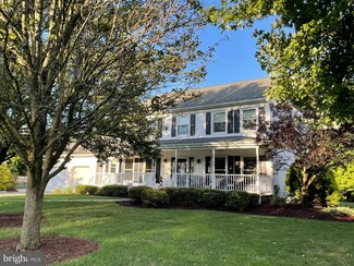 18 Dustin Dr, Lawrence Township, NJ 08648