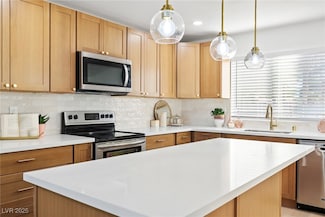 4300 Cinderella Ln, Las Vegas, NV 89102