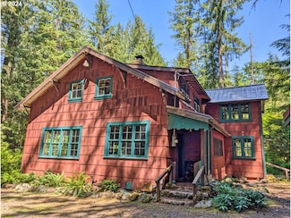 27602 E Road 20, Rhododendron, OR 97049