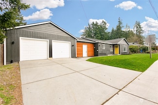 9405 Canyon Rd E, Puyallup, WA 98371
