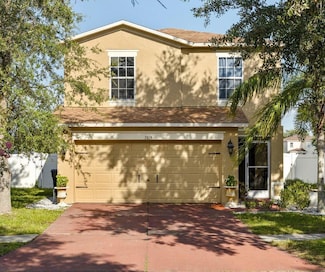 7819 Carriage Pointe Dr, Gibsonton, FL 33534