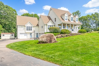 11 Hamilton Rd, Westerly, RI 02891