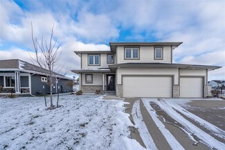 1615 NE Vicksburg Dr, Ankeny, IA 50021