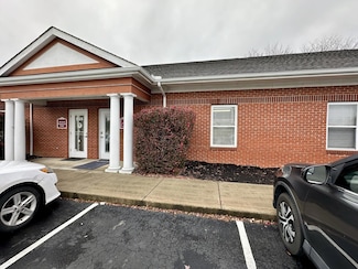 951 Worthington Woods Loop Rd, Columbus, OH 43085