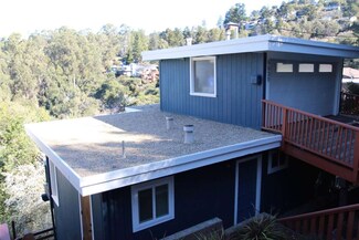 6639 Armour Dr, Oakland, CA 94611