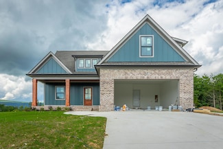 210 Cascade Dr, Rossville, GA 30741