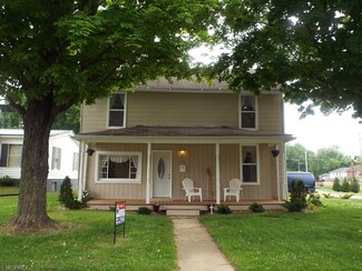 228 Walnut St, Crooksville, OH 43731