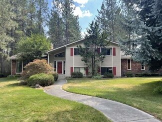 704 E Glencrest Dr, Spokane, WA 99208