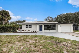 10768 106th Ave, Largo, FL 33778