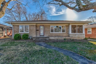1725 Southeast Blvd, Evansville, IN 47714
