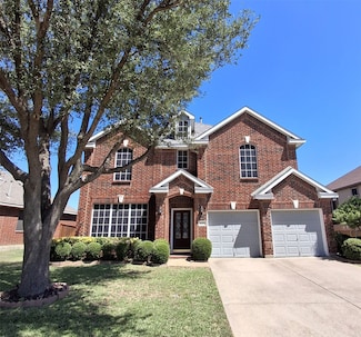 527 E Sandra Ln, Grand Prairie, TX 75052
