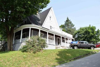 53 Maple St, Littleton, NH 03561