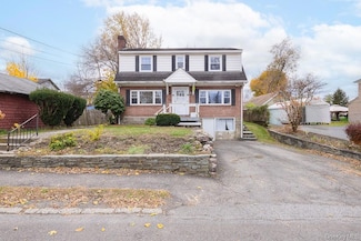 5 W Stone St, Newburgh, NY 12550