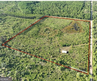 1507 Old Post Rd, White Oak, GA 31568