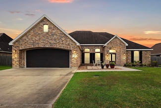 6645 Llano Ln, Lumberton, TX 77657