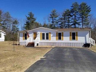 2 Adams St, Epsom, NH 03234
