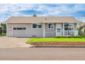 1455 Thompson Rd, Woodburn, OR 97071