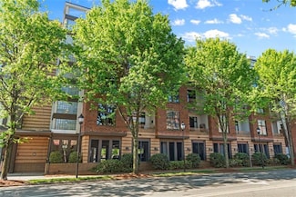 810 W 4th St Unit 205, Winston-Salem, NC 27101