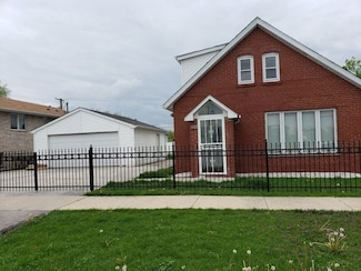 7155 W 71st St, Chicago, IL 60638