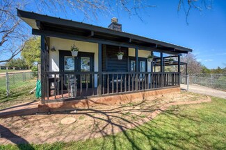 758 Sandy Mountain Dr, Sunrise Beach, TX 78643