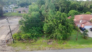 4304 2nd St SW, Lehigh Acres, FL 33976