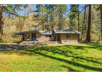 625 Wilson Rd, Mosier, OR 97040